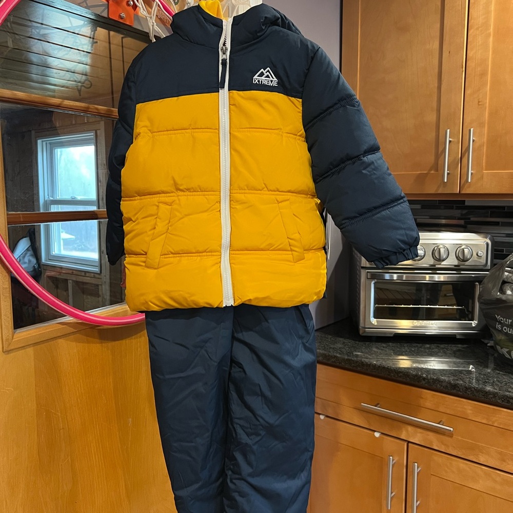 XTREME Kids' Navy and Mustard Two-Tone Puffer Jacket & Joggers Set